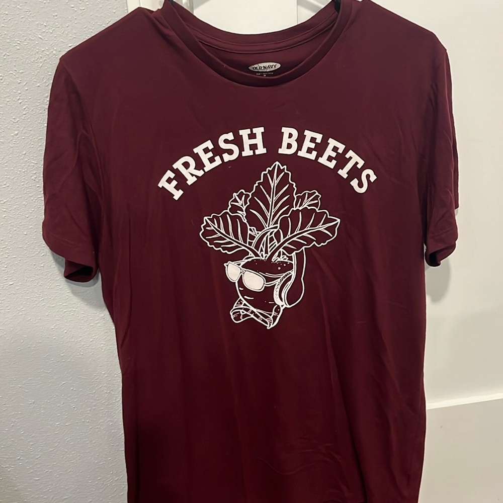 funny maroon graphic tee